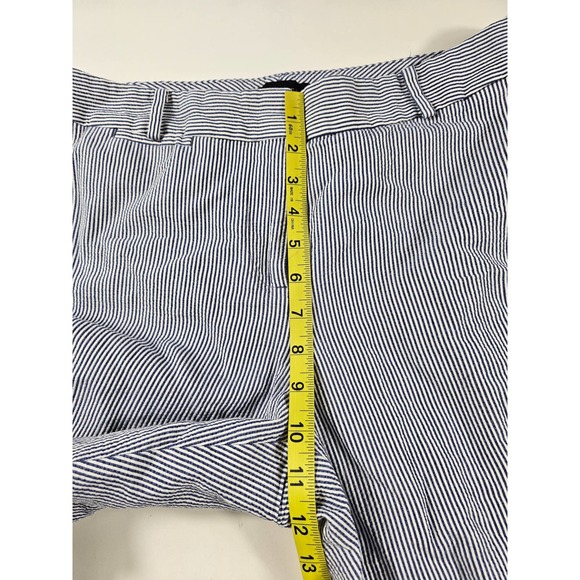 Talbots seersucker navy striped capris size 10 curvy cut EUC ^ - Picture 4 of 6